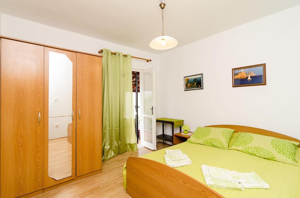Guest House Kola Slano Δωμάτιο φωτογραφία